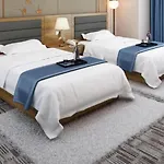 Up Town Hotel
